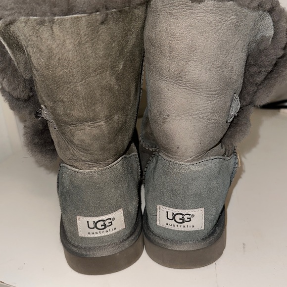UGG Shoes - Women’s uggs size 9